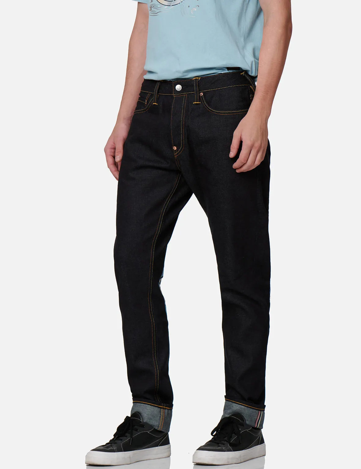 “The God of Fortune Riding Waves” Daicock Embroidery Carrot-Fit Jeans #2017
